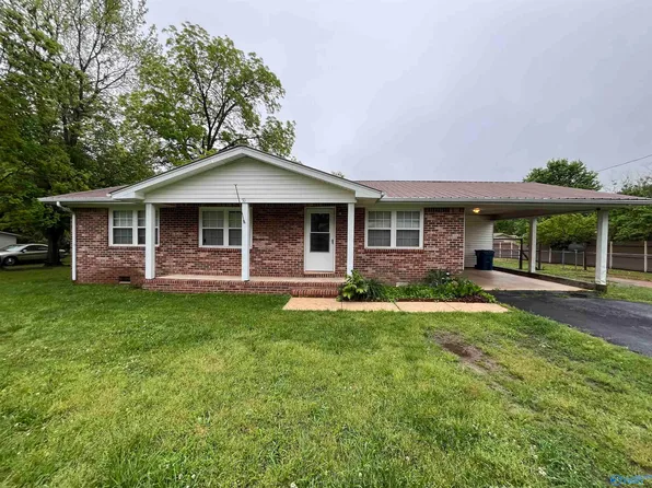 70 Dean Dr, Boaz, AL 35957