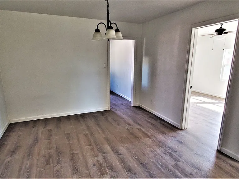 706 W Euclid Ave — Photo 22