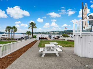 8710 S 113th St, Seattle, WA 98178