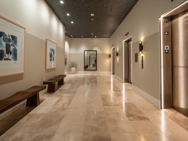 1212 Demonbreun St #1710 — Photo 10