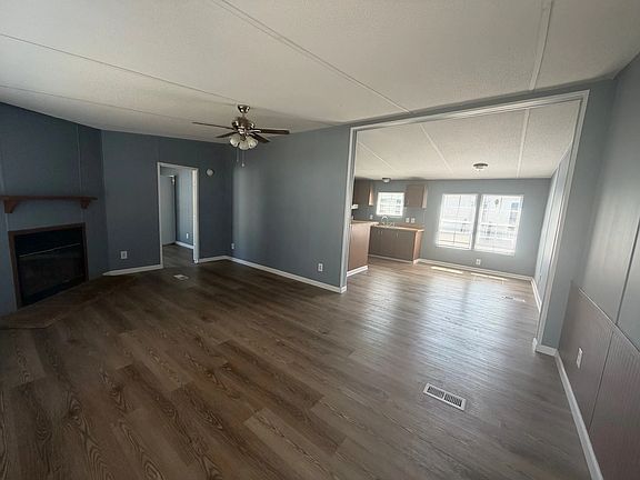 3rd image of 3007 Amberjack Rd #186