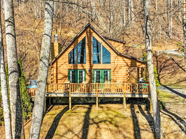 1095 Big Rockys Rd, Bryson City, NC 28713