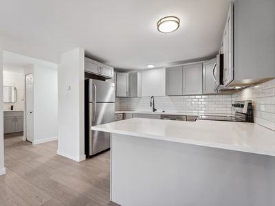 1302 S Parker Rd, Denver, CO, 80231