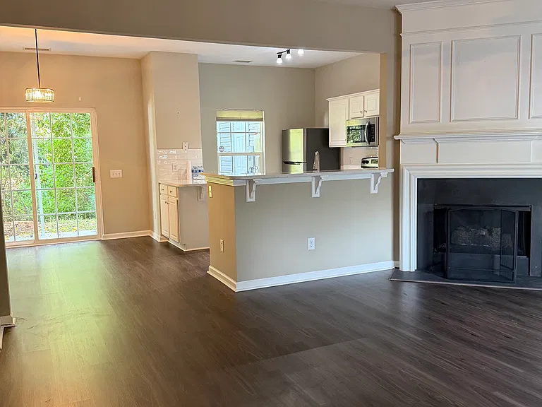 6613 Rothchild Dr — Photo 6