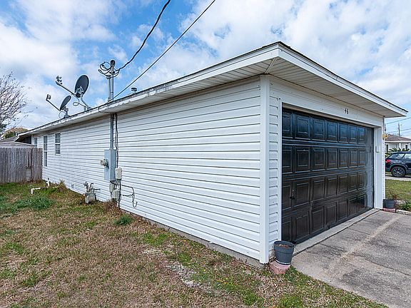 4th image of 46 Stowe Rd