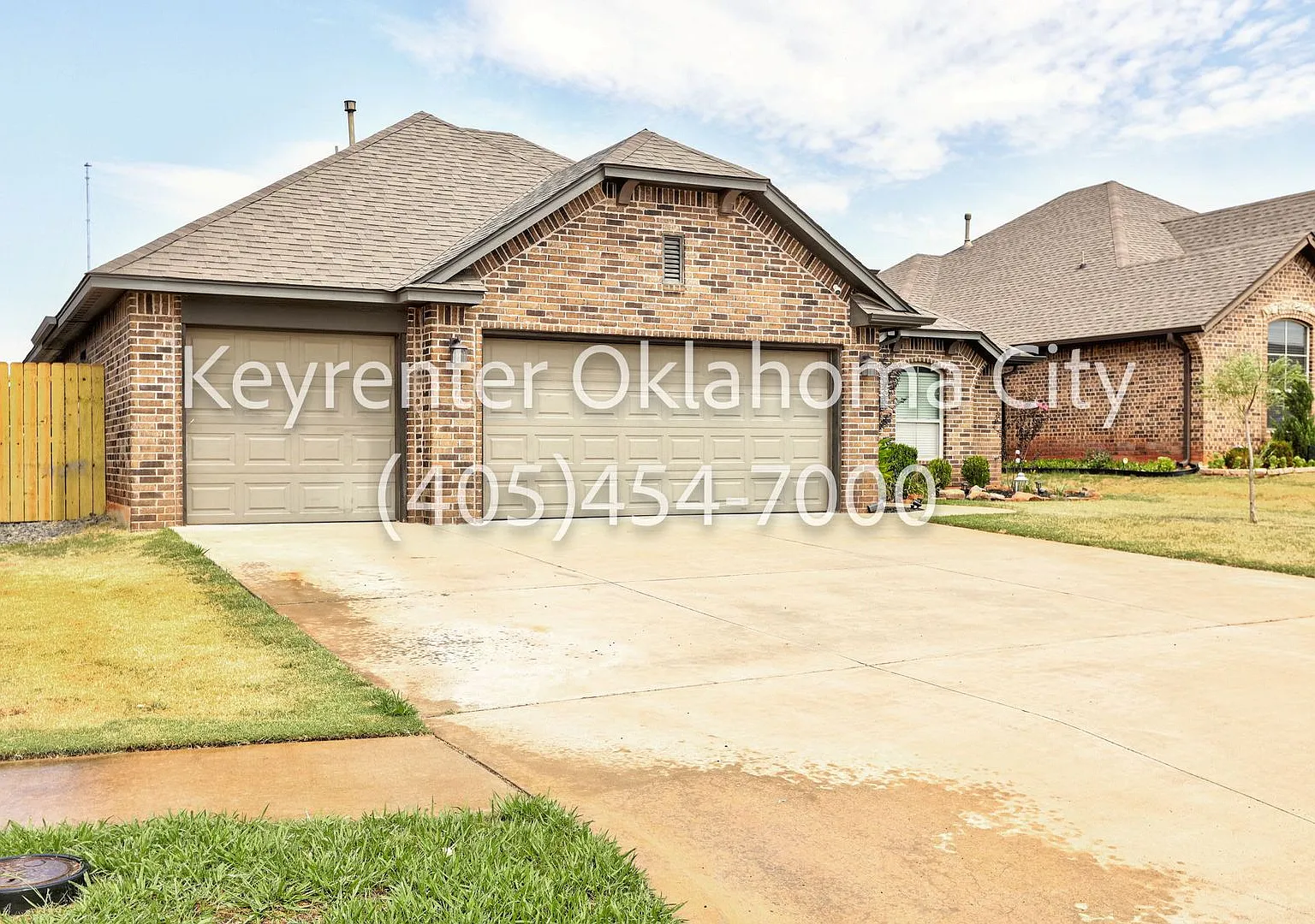 Spacious 4-Bedroom Home in Moore! — Photo 3