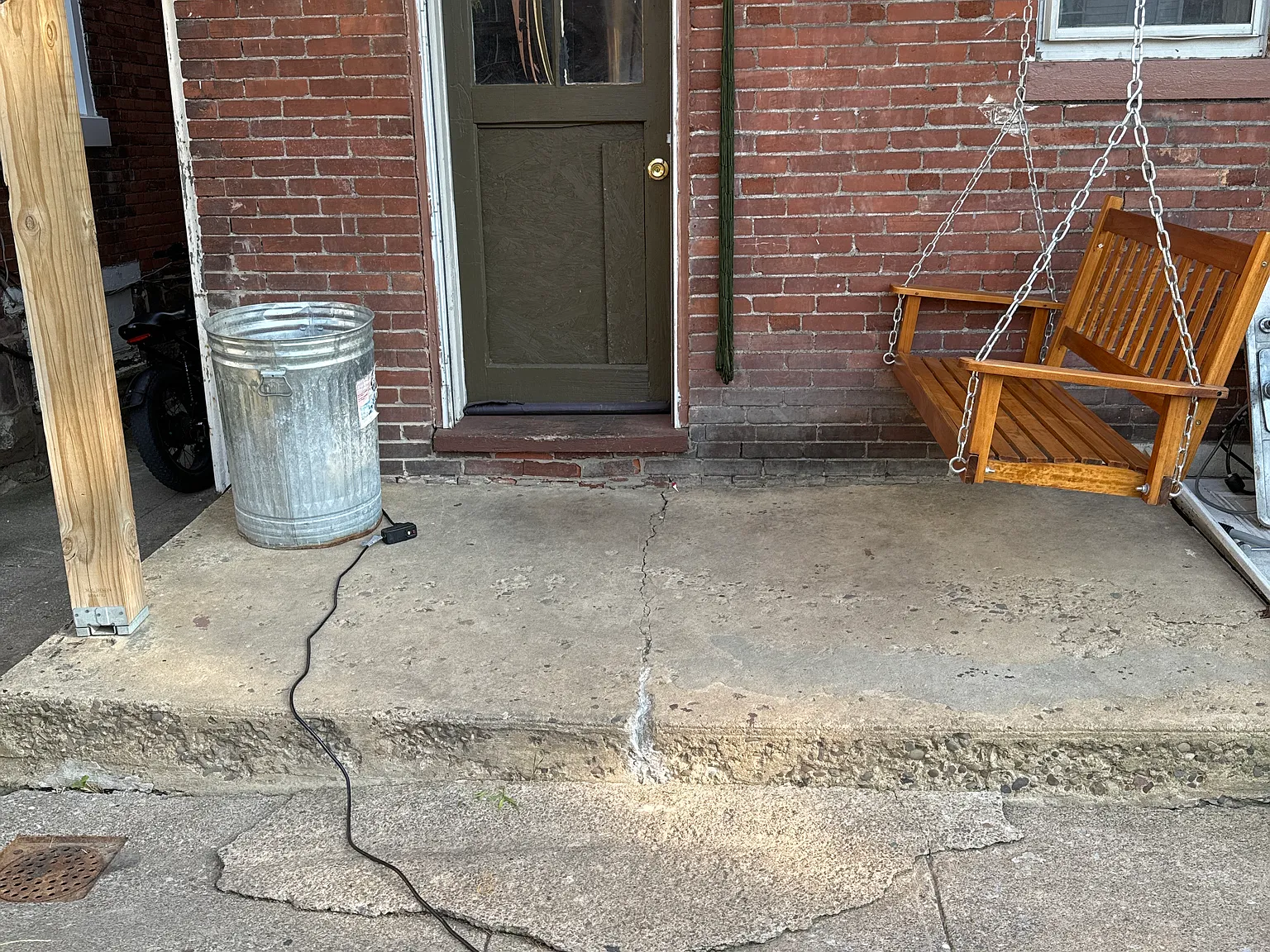 1836 Park St — Photo 2