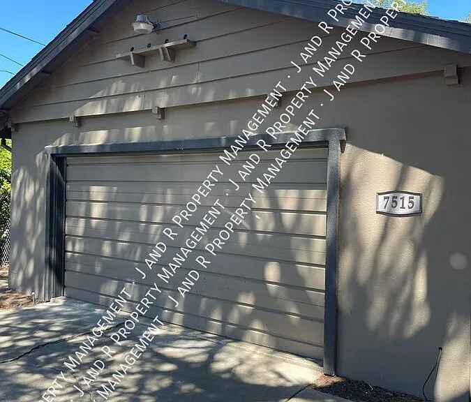 7515 Alma Vista Way — Photo 2