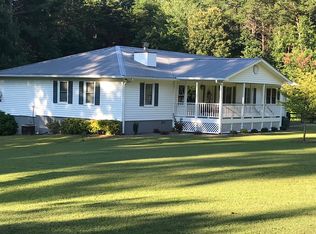 111 Grover Burt Rd, Dawsonville, GA 30534