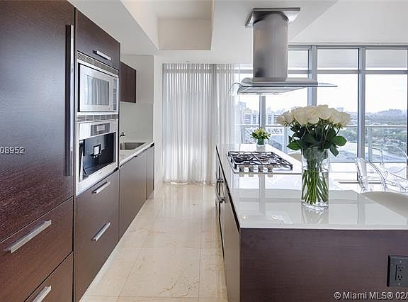 3rd image of 3737 Collins Ave APT 1403