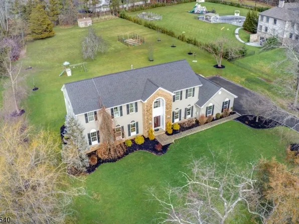 829 Bluestone Ln, Bridgewater Twp., NJ 08807
