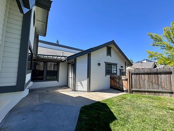 4th image of 1205 Saddle Ct