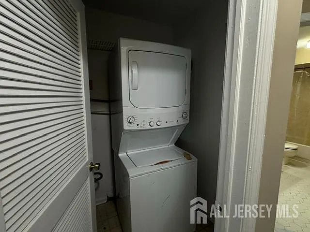 93 Longfield Ct — Photo 6