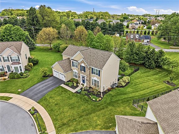 4th image of 9031 Pathfinder Rd