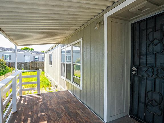 5th image of 127 Del Paso Drive