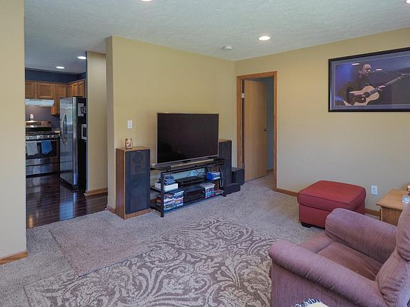 58551 Pond View Ln-105