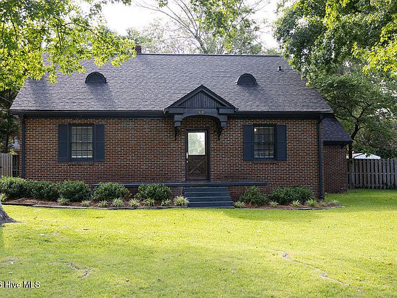 4th image of 328 Camellia Drive