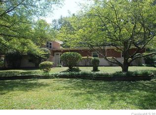 5630 Riviere Dr, Charlotte, NC 28211