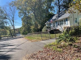 30 Toquet St, Haskell, NJ 07420