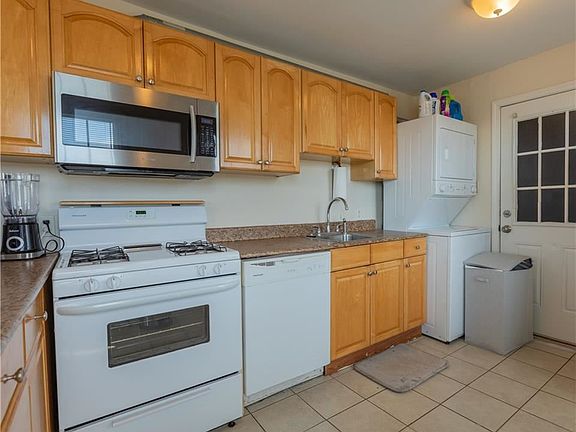 5th image of 6201-03 Waldo Dr