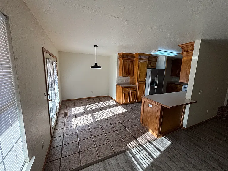 103 W Husband Ct — Photo 16