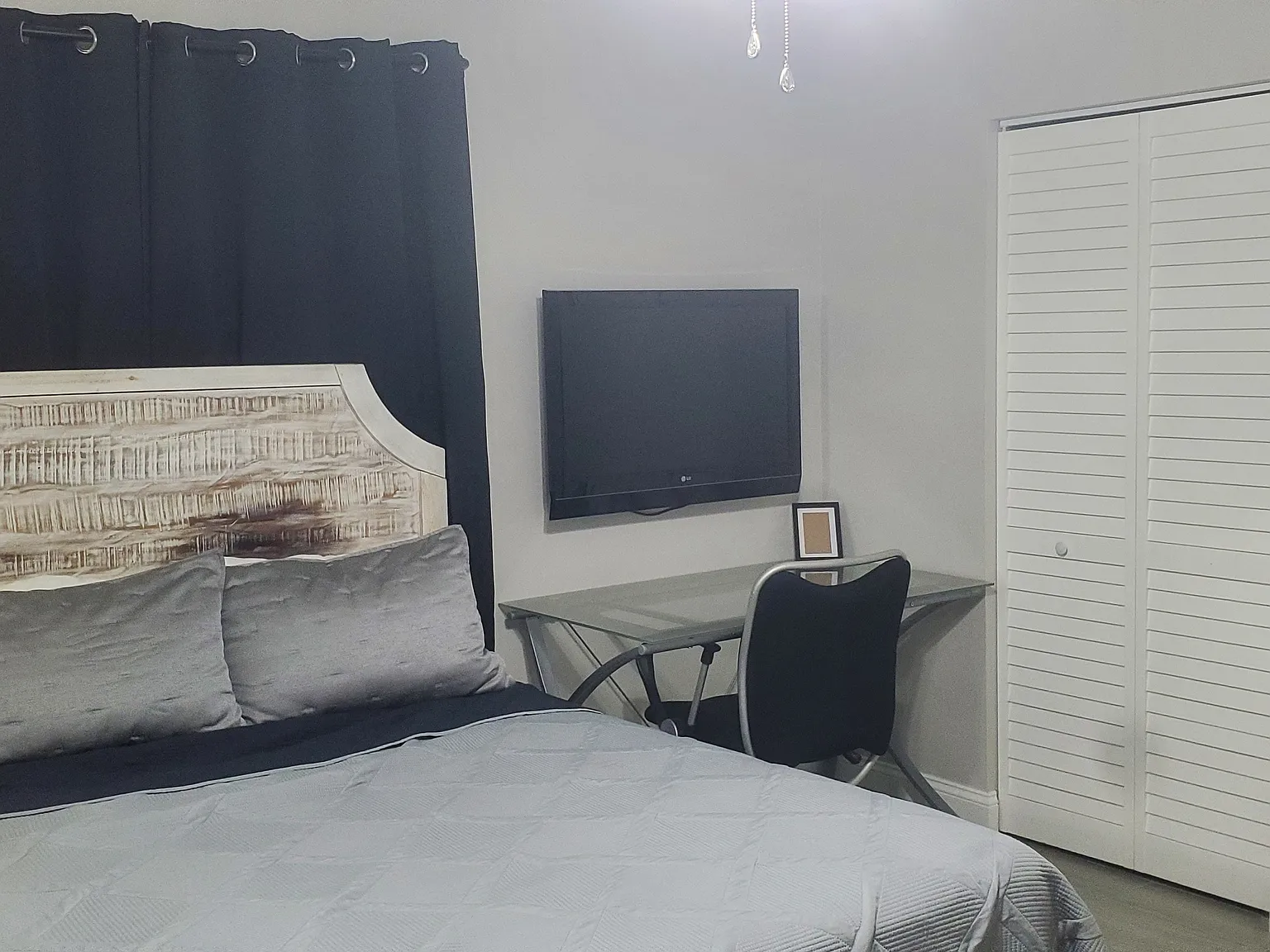 4 bed, 1417 sqft, $1,300 — Photo 2
