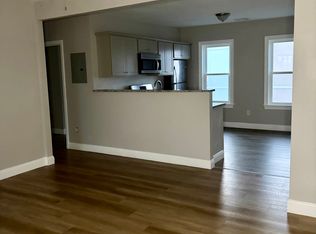 325 Snell St #3, Fall River, MA 02721