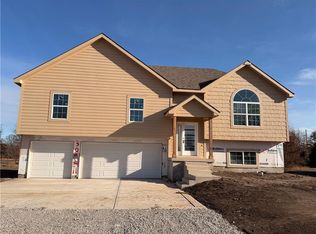 309 NE 51st Rd, Warrensburg, MO 64093