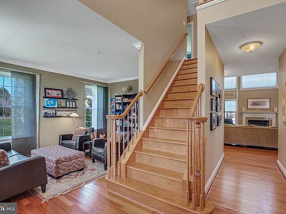 2nd image of 22904 Thornbury Dr