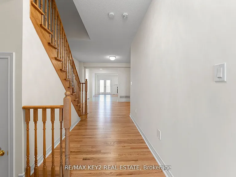 175 Hartney Dr — Photo 7