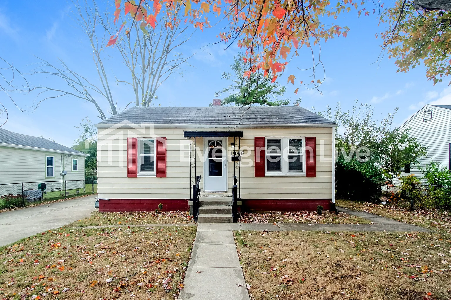 1946 N Goodlet Ave photo 1