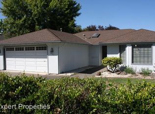 2997 Leonard Ave, Medford, OR 97504