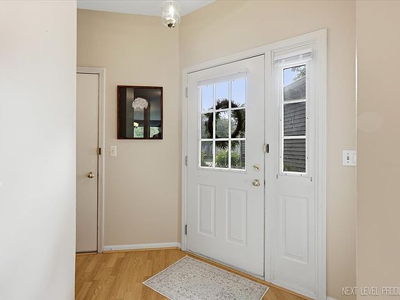 3rd image of 259 Mill St