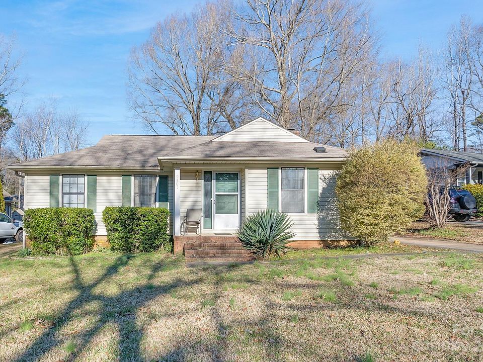 1st image of 9301 Knotty Pine Cir