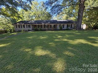 570 Crestside Dr SE, Concord, NC 28025