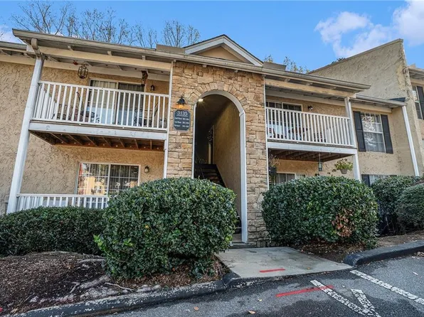 3135 Seven Pines Ct Unit 101, Atlanta, GA 30339