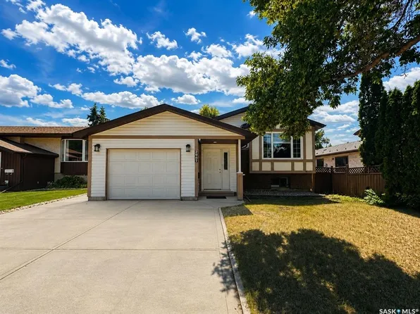 2907 Jenkins DRIVE E, Regina, SK S4N 6W3