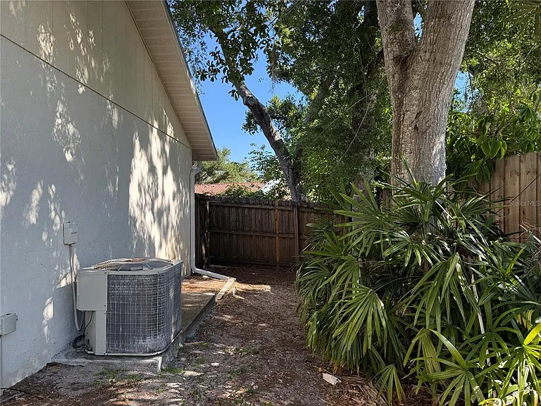 4503 Hale St — Photo 21