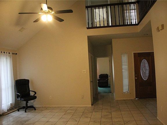 4th image of 6409 Meadow Glen Dr
