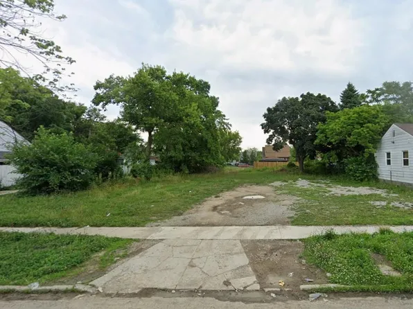6730 Longacre St, Detroit, MI 48228