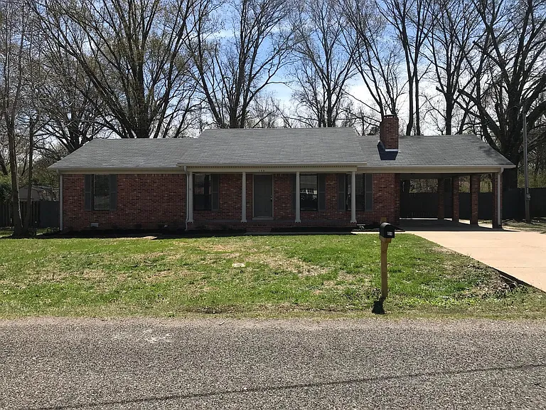 159 Hickory Hills Dr — Photo 1