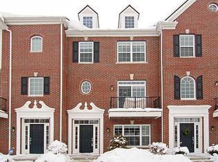 1054 2nd Ave NW, Carmel, IN 46032