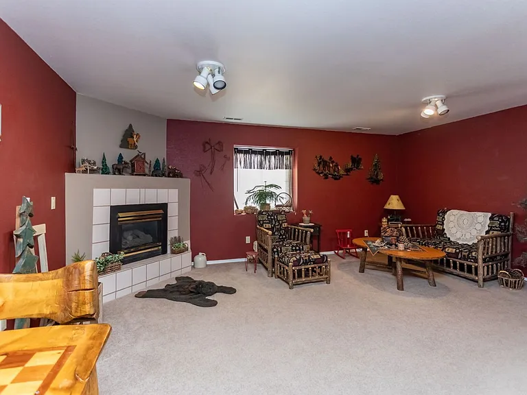 111 Iveystone Ct — Photo 22