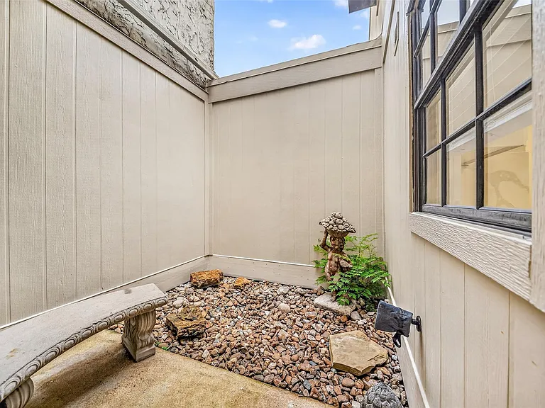 5328 Brownway St #B15 — Photo 25