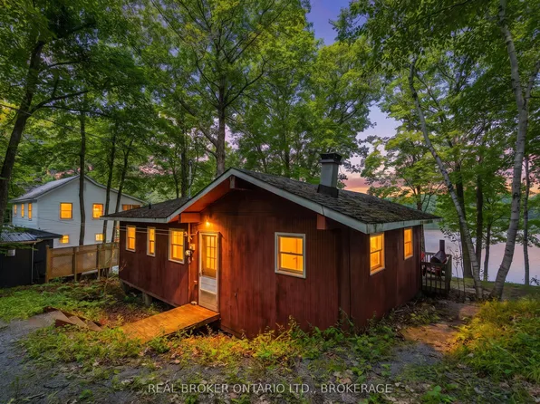 2096 Eel Bay Rd, South Frontenac, ON K0H 2L0