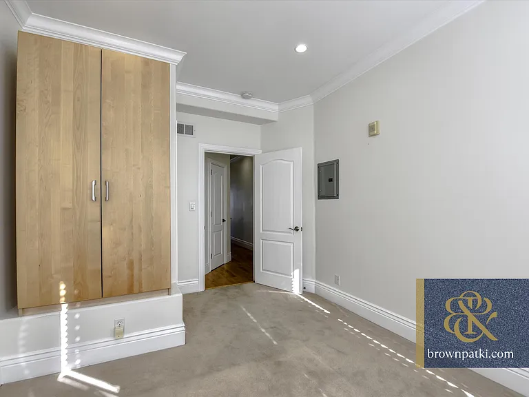 136 Hancock St #I — Photo 10