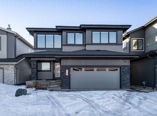 2227 Kelly Cres SW, Edmonton, AB T6W3R8