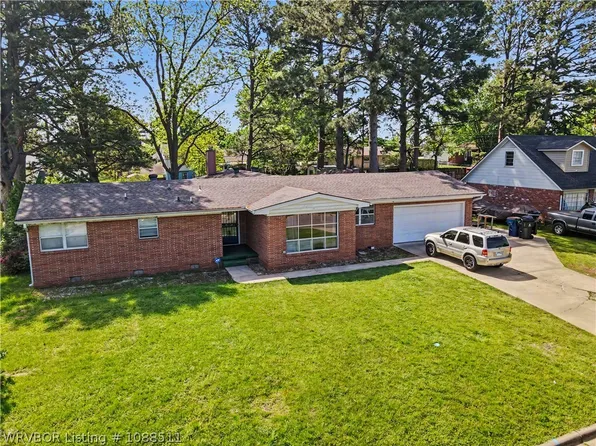 5820 Chippewa Trl, Fort Smith, AR 72904