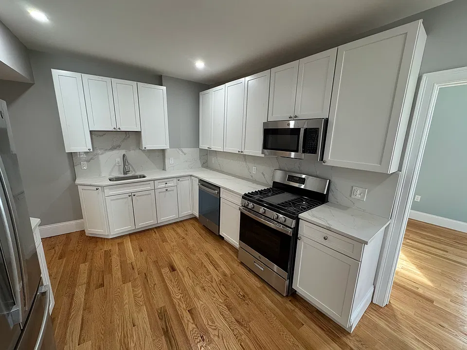 9 Spring St #2