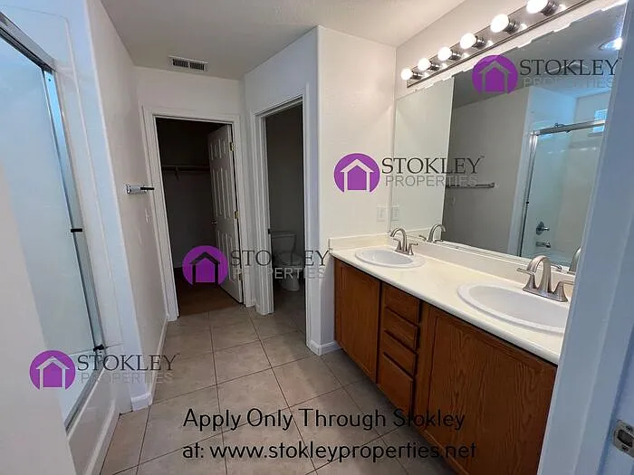 1 Addison Ct — Photo 38